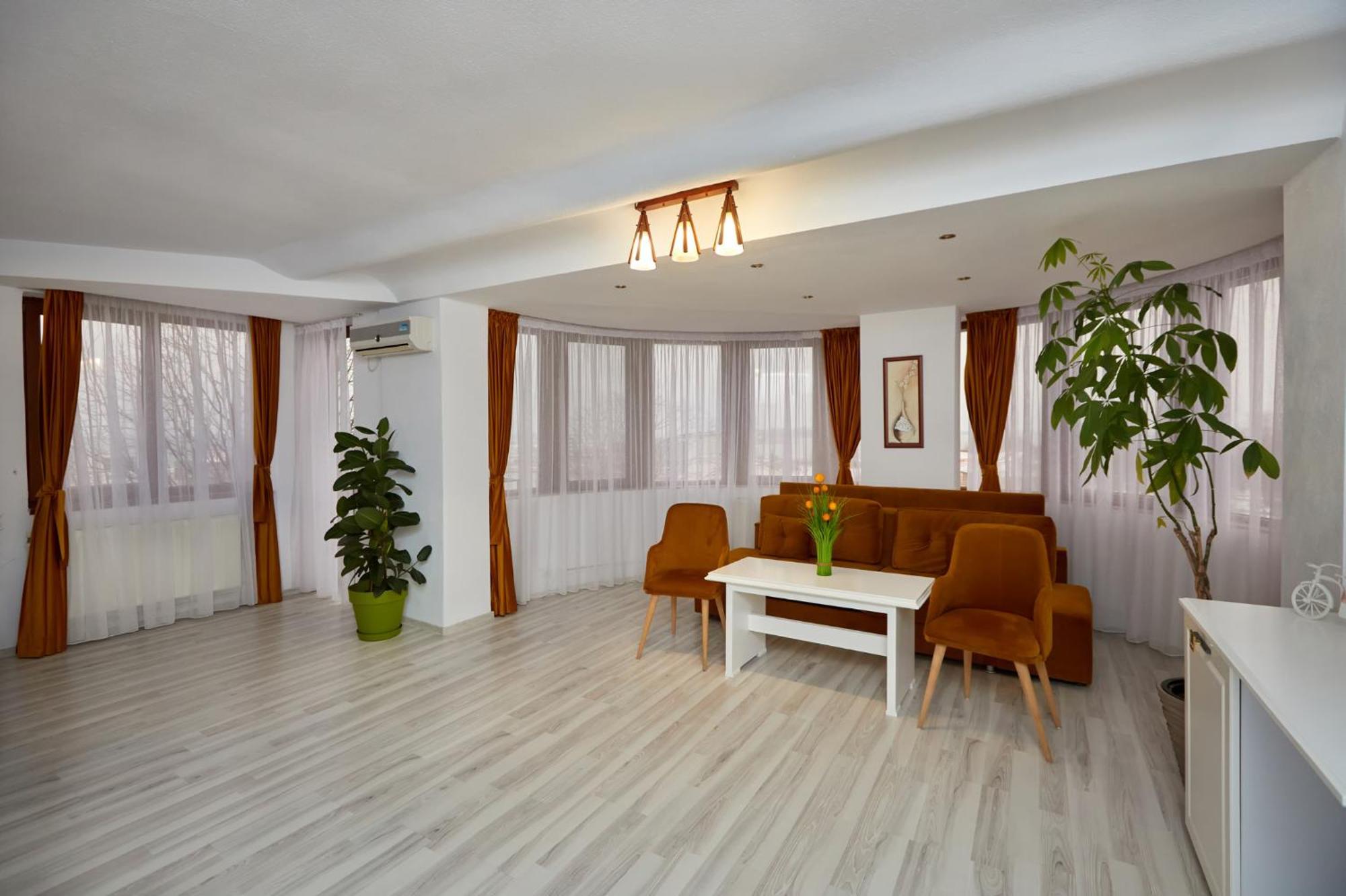 Hotel Coralis 艾福雷诺德 外观 照片