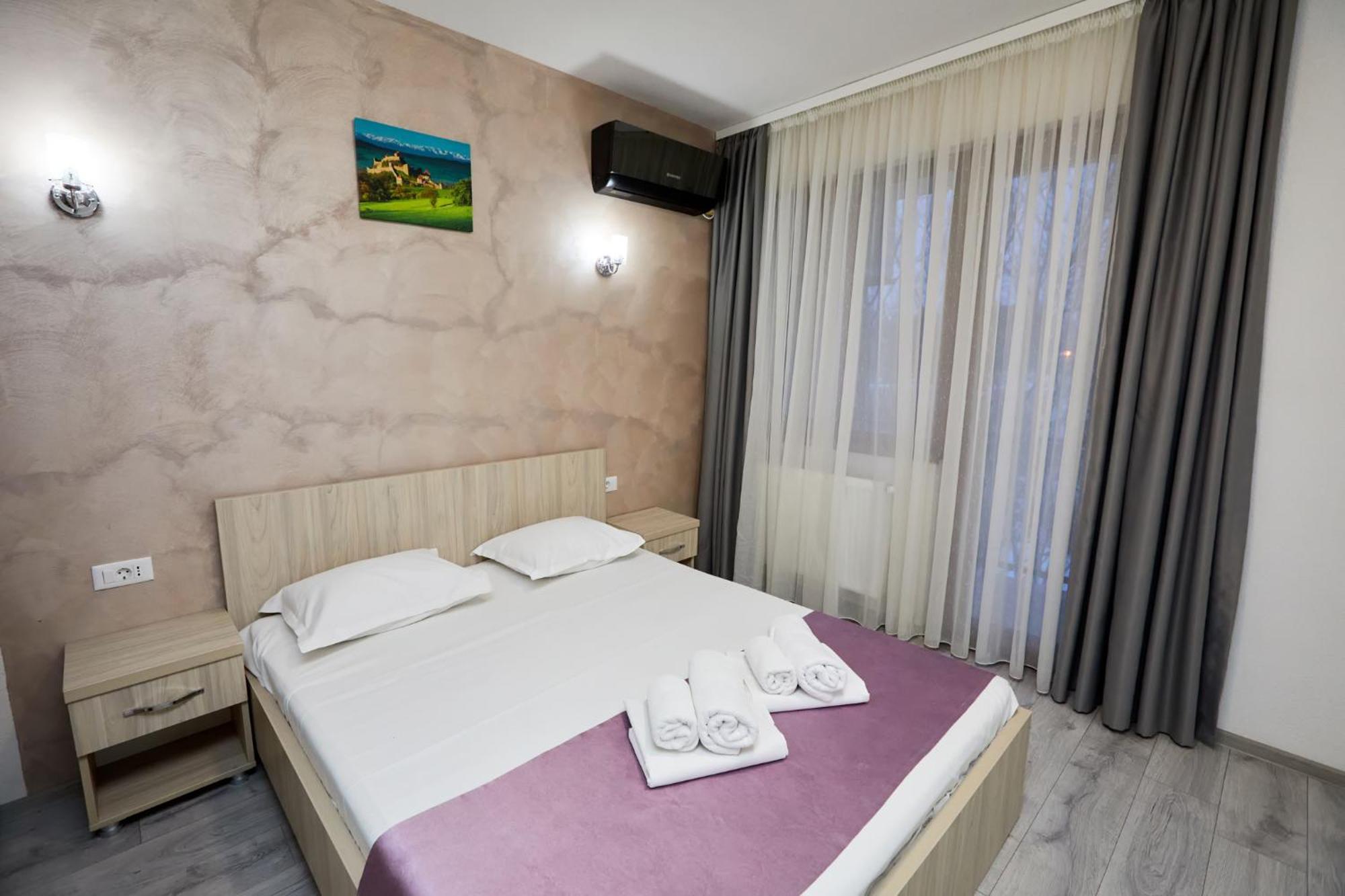 Hotel Coralis 艾福雷诺德 外观 照片