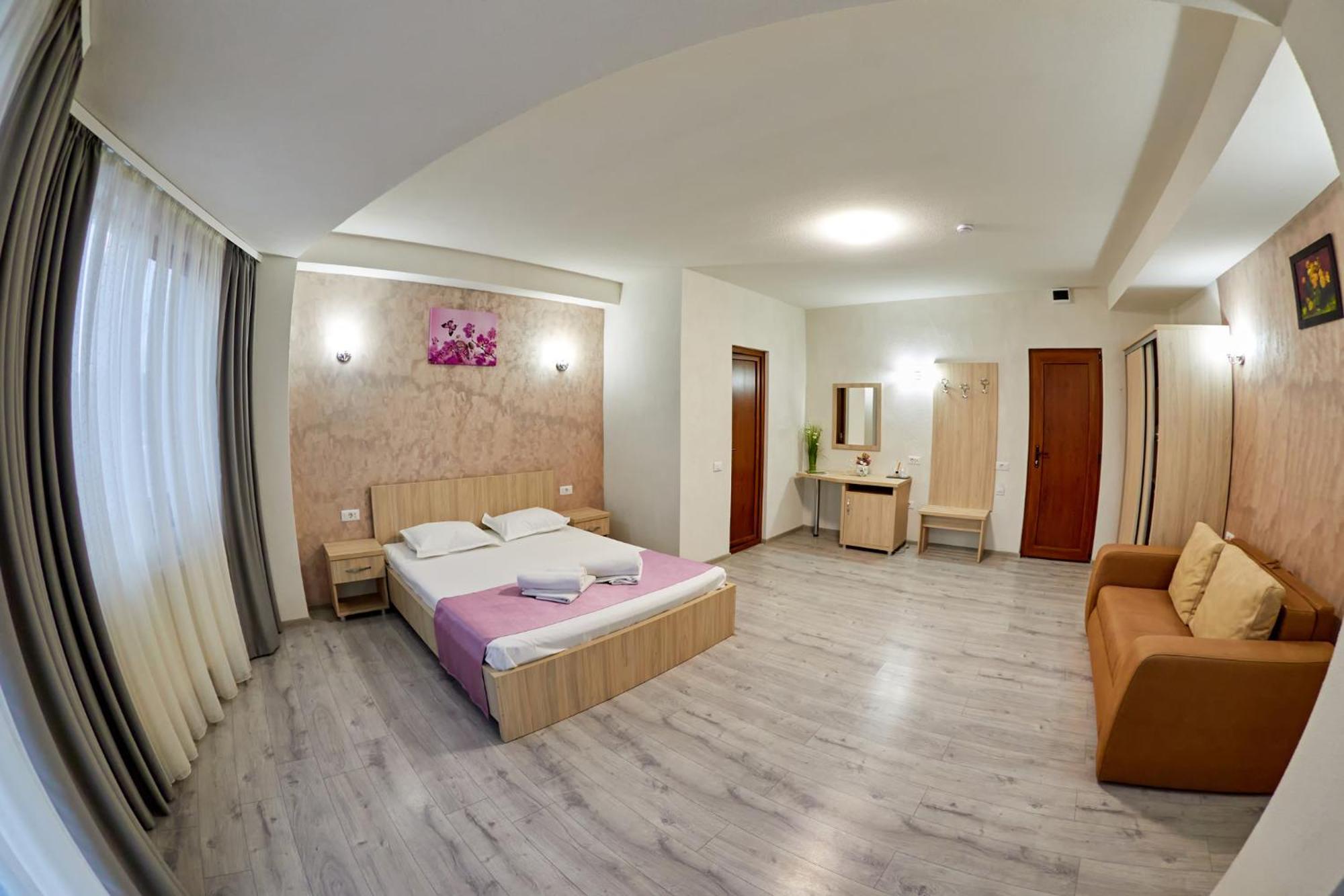 Hotel Coralis 艾福雷诺德 外观 照片