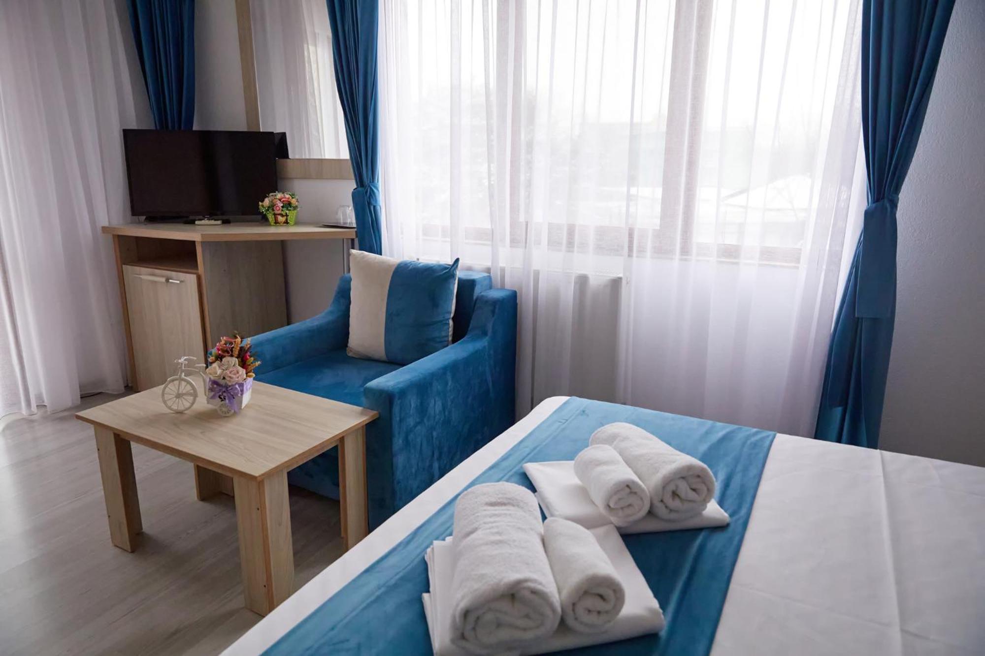 Hotel Coralis 艾福雷诺德 外观 照片