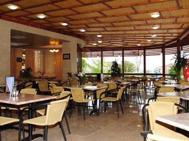 Hotel Coralis 艾福雷诺德 外观 照片
