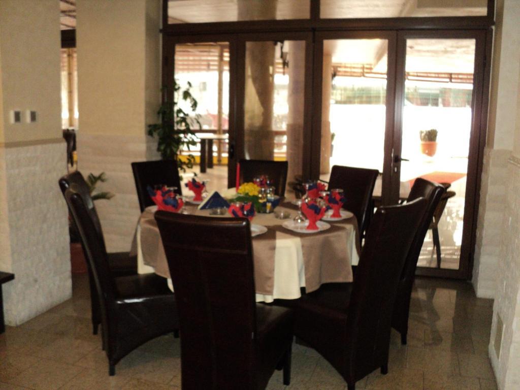 Hotel Coralis 艾福雷诺德 外观 照片